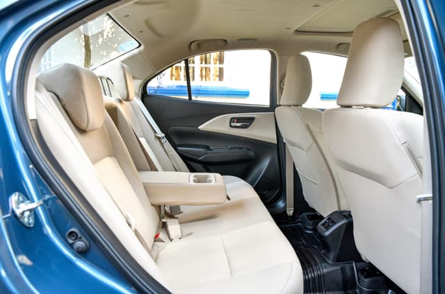 New Maruti Dzire rear seats Image - 8054